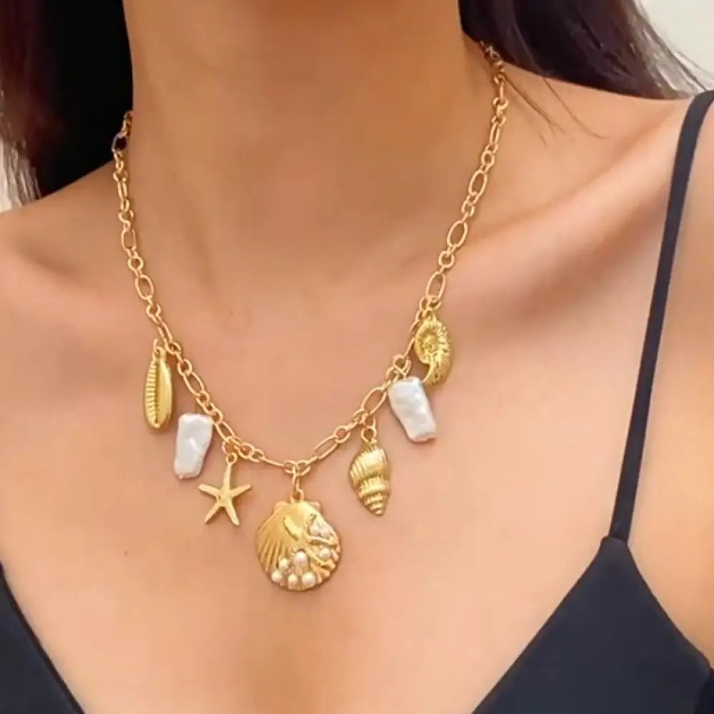 Vintage Imitation Pearl Starfish Conch Pendant Necklace for Women Fashion Handmade Metal Ocean Style Neck Chain Jewelry Gifts