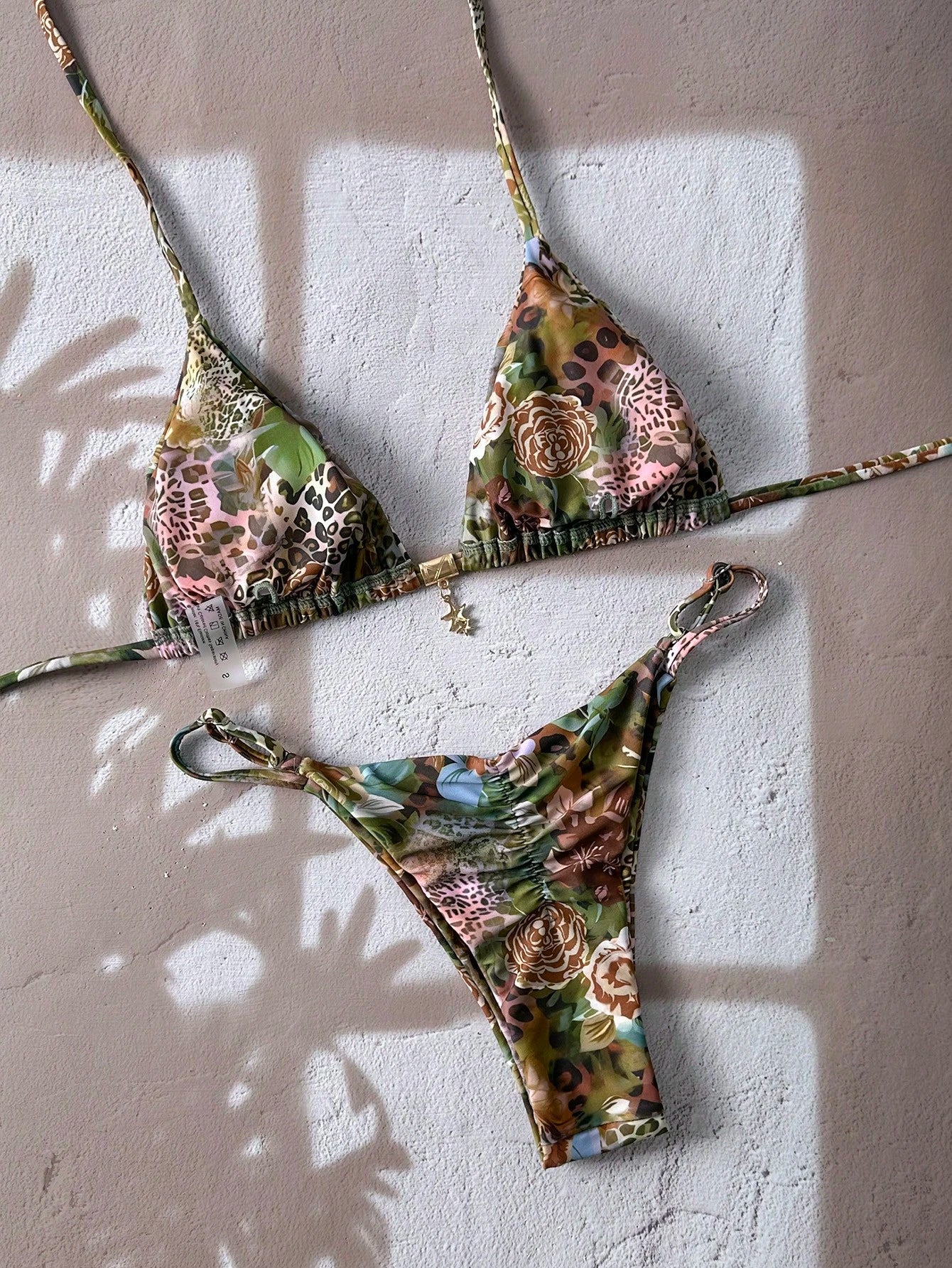 Swim Vcay Women Animal Print Splice Random Starfish Metal Pendant Spaghetti Strap Sexy Bikini Swimwear Set, Summer Beachwear